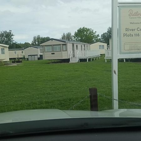 Butlins Minehead Caravan 120 River Cove Passes Included Hotel Exterior photo