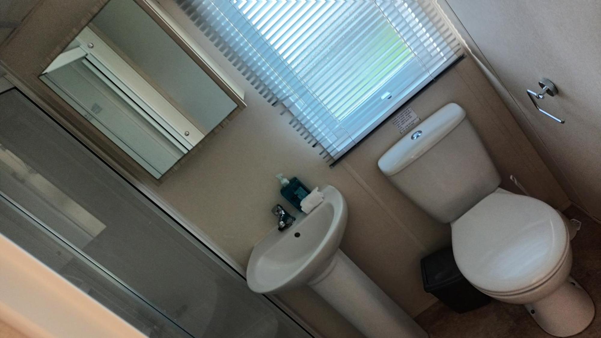 Butlins Minehead Caravan 120 River Cove Passes Included Hotel Exterior photo